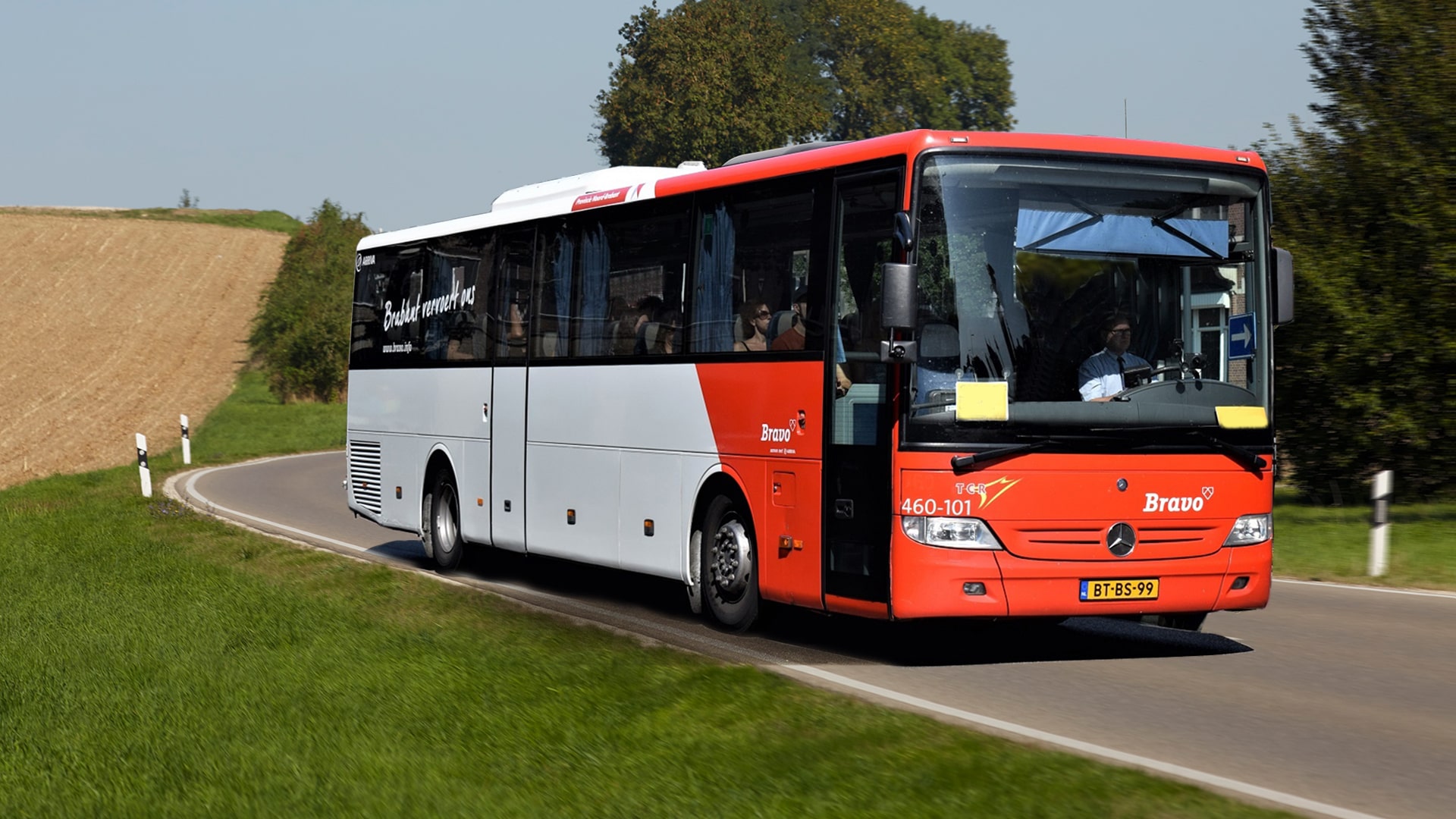 Bravo TCR bus-min Bravo TCR bus-min
